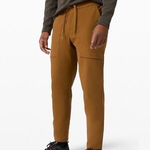 Lululemon Mens Bowline Pants in Utilitech khaki brown M